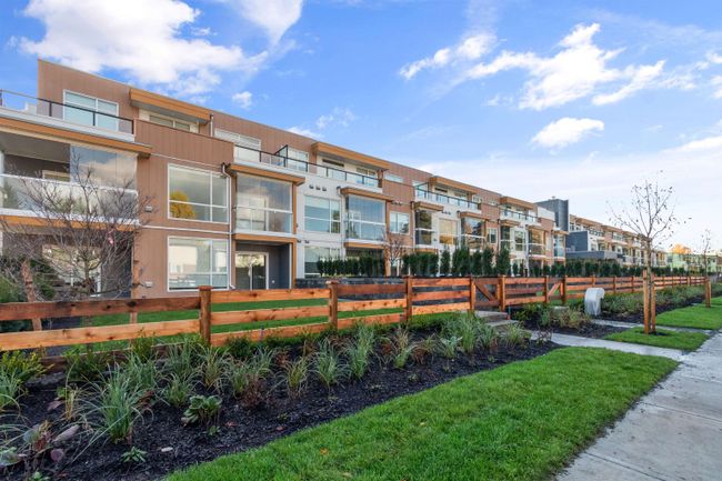 B304 - 31940 Raven Avenue, Condo with 2 bedrooms, 2 bathrooms and 2 parking in Mission BC | Image 2
