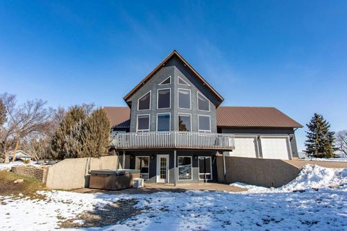6104 47 Avenue, Wetaskiwin, AB, T9A3S1 | Card Image
