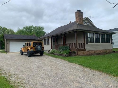 6378 Gale Rd, Atlas, MI, 48411-7702 | Card Image