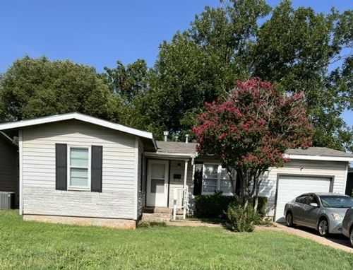 1326 S Bowie Dr, Abilene, TX, 79605-3630 | Card Image