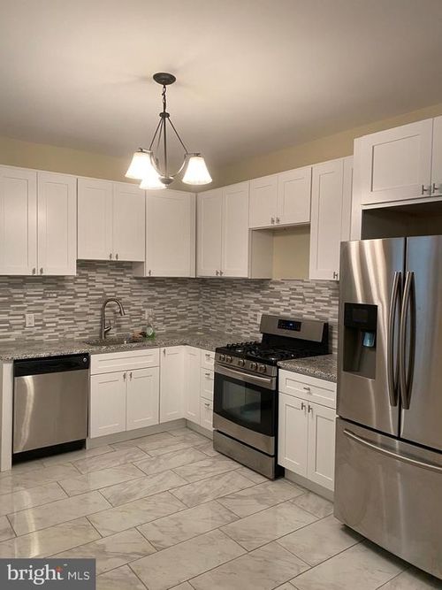 619 N 56th St, PHILADELPHIA, PA, 19131-4921 | Card Image