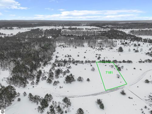 7181 Misty Ln, Lake Ann, MI, 49650-9643 | Card Image