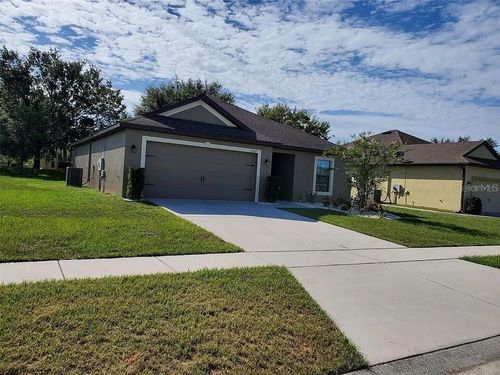 4567 Barbuda Dr, Tavares, FL, 32778-0020 | Card Image