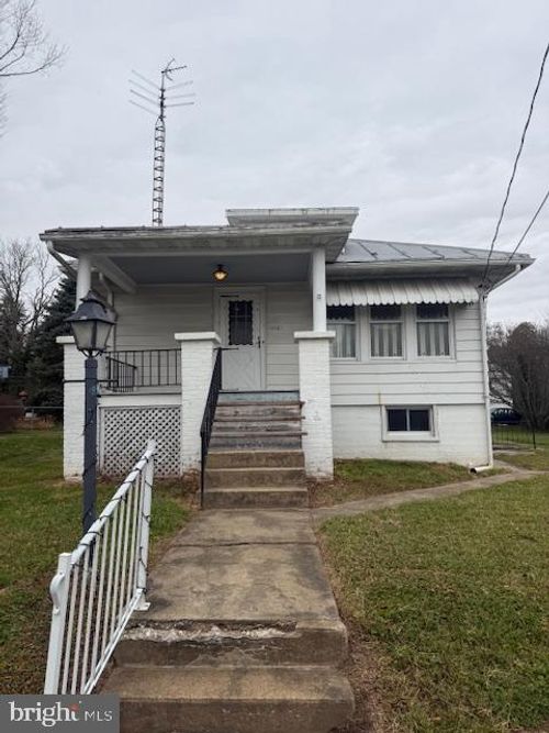 418 Church St, NEW WINDSOR, MD, 21776-8401 | Card Image