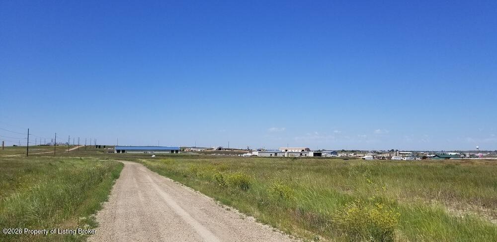 Land in Watford City 5