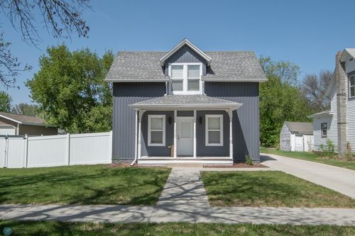 1111 1st St N, Casselton, ND, 58012-3415 | Card Image