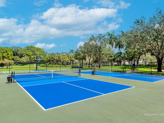 4209 Pinewood Ln, House other with 5 bedrooms, 4 bathrooms and null parking in Weston FL | Image 81