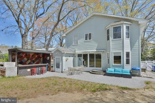 179 Gilford Ave, ISLAND HEIGHTS, NJ, 08732-7756 | Card Image