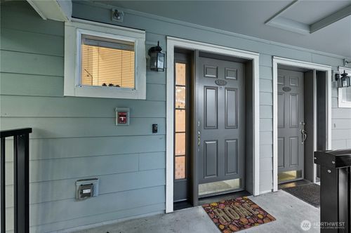 unit-a201-19010 68th Ave Ne, Kenmore, WA, 98028-2689 | Card Image