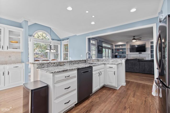 135 Colton Crest Dr, House other with 4 bedrooms, 4 bathrooms and 3 parking in Johns Creek GA | Image 17