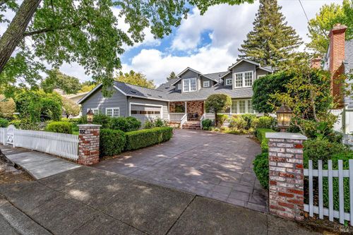 852 2nd St E, Sonoma, CA, 95476-7106 | Card Image