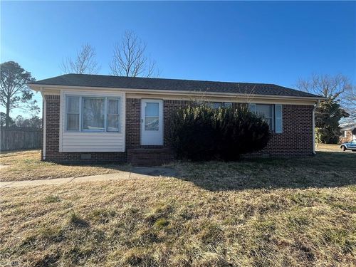 3220 Troy Lane, Chesapeake, VA, 23323 | Card Image