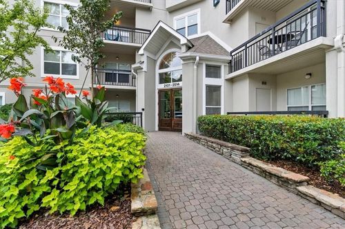 2405 River Green Dr Nw, Atlanta, GA, 30327-3072 | Card Image