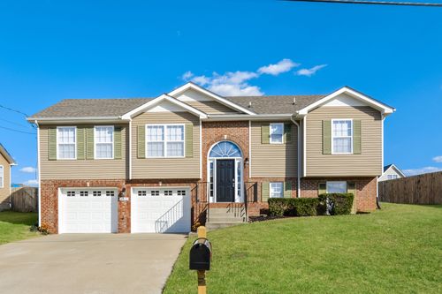 3411 Bradfield Dr, Clarksville, TN, 37042-8154 | Card Image