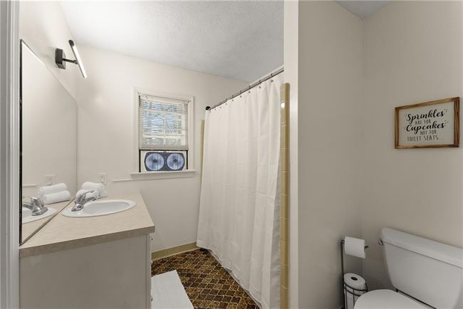 4076 Shady Cir Nw, House other with 4 bedrooms, 3 bathrooms and null parking in Lilburn GA | Image 37