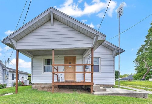104 S Division St, Francisco, IN, 47649-9708 | Card Image