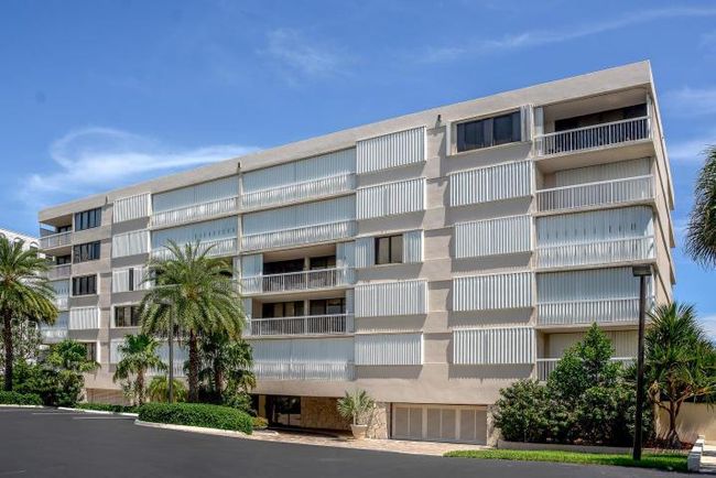 APT-507 - 3250 Ocean Blvd, Condo with 2 bedrooms, 2 bathrooms and null parking in Palm Beach FL | Image 9