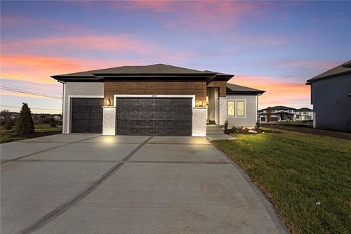 13472 W 177th St, Overland Park, KS, 66013-4538 | Card Image