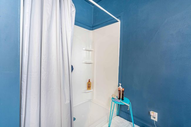 shower | Image 12