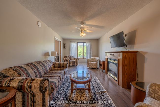 391 Mattawan St, House other with 2 bedrooms, 2 bathrooms and 3 parking in Mattawa ON | Image 14