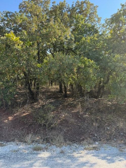 188 Cherokee Trl, Nocona, TX, 76255-9792 | Card Image