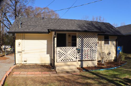 1205 Henry St, Benton, AR, 72015-5017 | Card Image