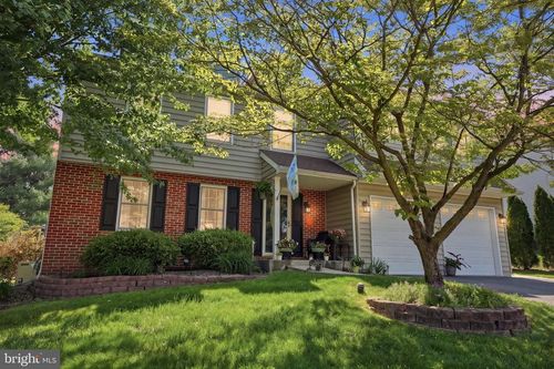 276 Hampton Dr, LANGHORNE, PA, 19047-1148 | Card Image