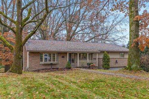 2610 Cedarvue Dr, Upper St Clair, PA, 15241-2912 | Card Image