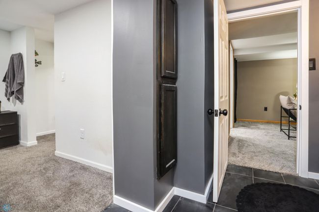 Entry into bathroom | Image 32