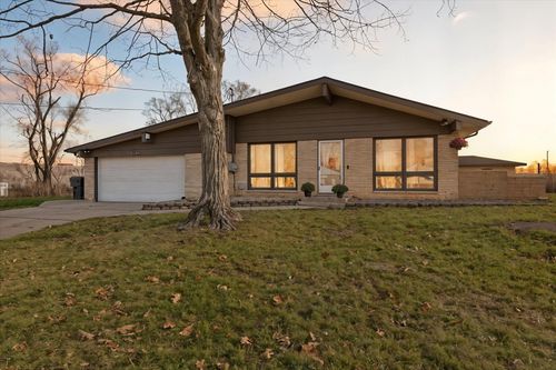 7325 Quail St, Portage, MI, 49024-4202 | Card Image