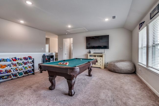 Upstairs game room | Image 18