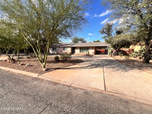 3201 E Linden St, Tucson, AZ, 85716-3202 | Card Image