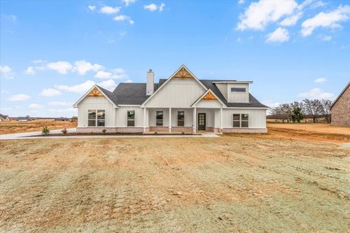 173 Lonicera Ln, Paradise, TX, 76073-2302 | Card Image