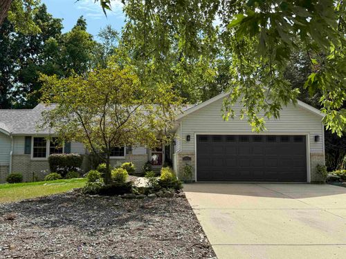 3421 Daren Dr, Freeport, IL, 61032-4486 | Card Image