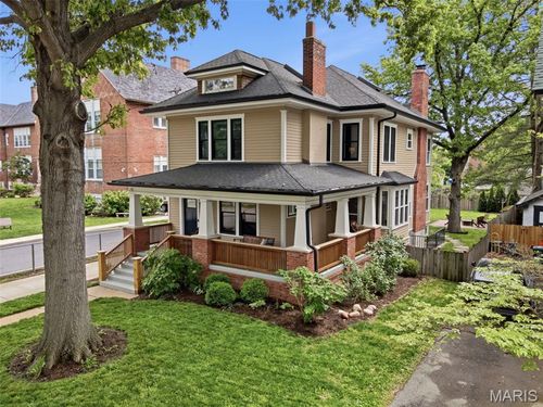 30 Gray Ave, Webster Groves, MO, 63119-2912 | Card Image