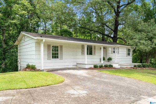 513 Moore St, Gardendale, AL, 35071-2862 | Card Image