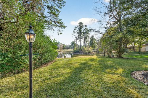 13 Wedgewood Blvd, Conroe, TX, 77304-1349 | Card Image