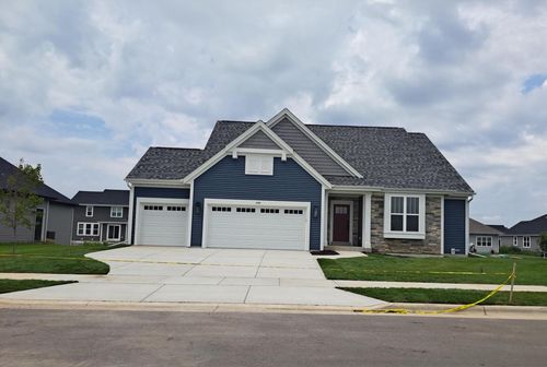 1746 Whalen Drive, Oconomowoc, WI, 53066 | Card Image