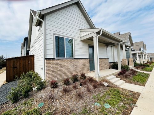 apt-110-760 W Bedford Euless Rd, Hurst, TX, 76053-3942 | Card Image