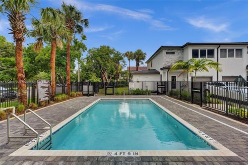 5000 Sw 37th St, West Park, FL, 33023-6834 | Card Image