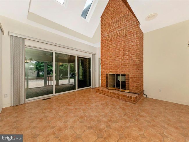 18806 Fountain Ter, House other with 5 bedrooms, 4 bathrooms and null parking in HAGERSTOWN MD | Image 6