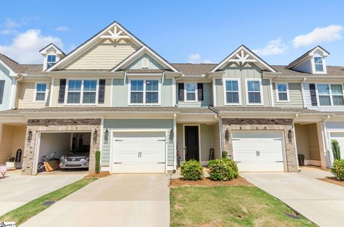 112 Turfway Dr, Greer, SC, 29651-9033 | Card Image