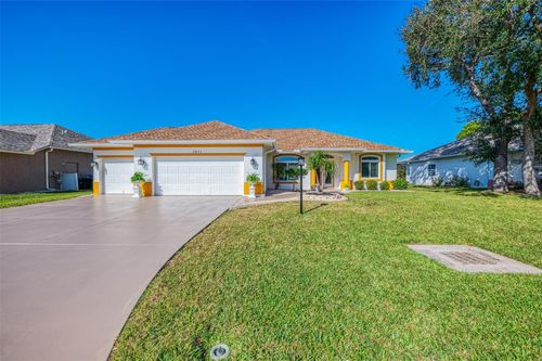 5872 Mckinley Rd, VENICE, FL, 34293-6882 | Card Image