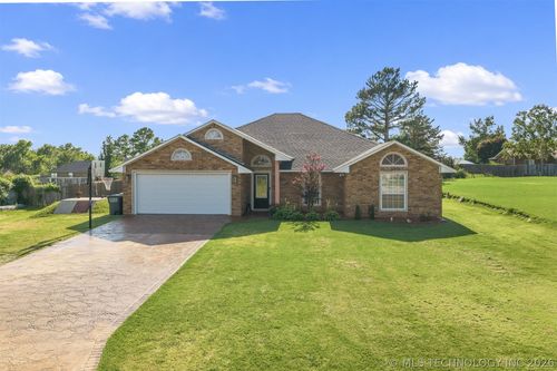 156 Abshire Cir, Ardmore, OK, 73401-6900 | Card Image