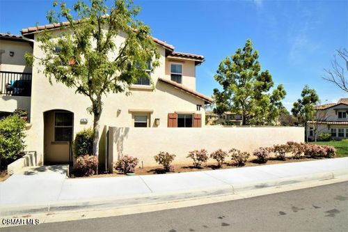 1574 Silver Shadow Dr, Newbury Park, CA, 91320-3525 | Card Image