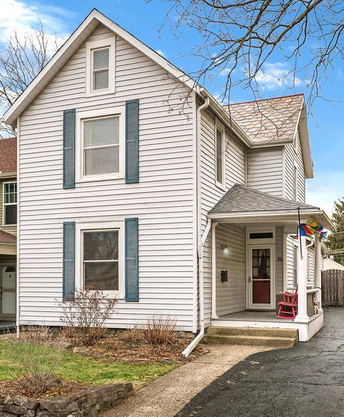 76 E Lakeview Ave, Columbus, OH, 43202-1215 | Card Image