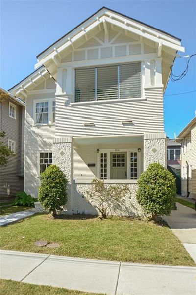 2210 12 Pine Street, Home with 6 bedrooms, 2 bathrooms and null parking in New Orleans LA | Image 1