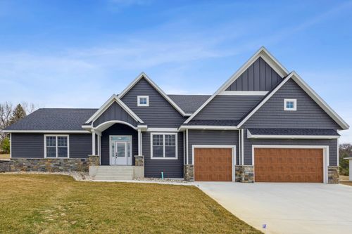 3613 Crestwood Rdg Ne, Alexandria, MN, 56308-8263 | Card Image