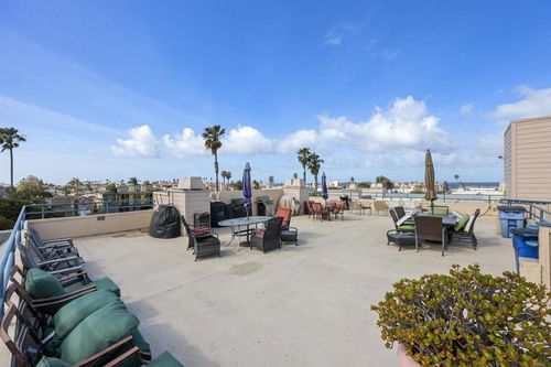 270 Dahlia Ave, Imperial Beach, CA, 91932-1978 | Card Image