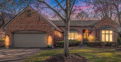 32940 Outland Trl, Bingham Farms, MI, 48025-2554 | Card Image